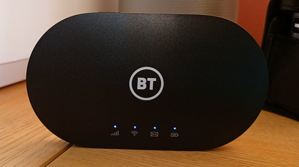 نگاهی به مودم 4.5G آلکاتل BT71 نگاهی به مودم 4.5G آلکاتل BT71