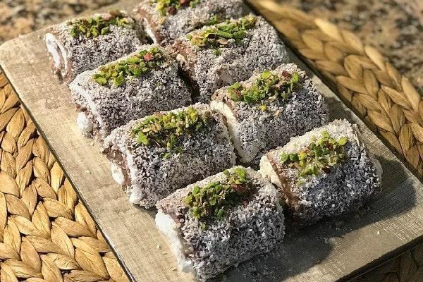طرز تهیه لوکوم شکلاتی رولی